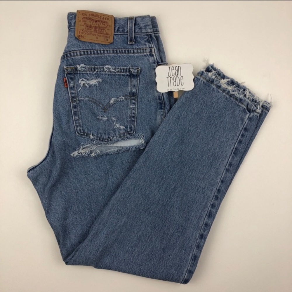 Vintage Levi’s Ass Rip High Waist Jeans Re/Done - Picture 2 of 3